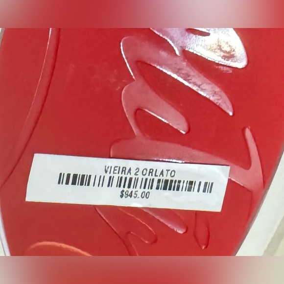 CHRISTIAN LOUBOUTON Suede Sneaker 
NWT | Women’s EU 35.5 - Picture 10 of 13